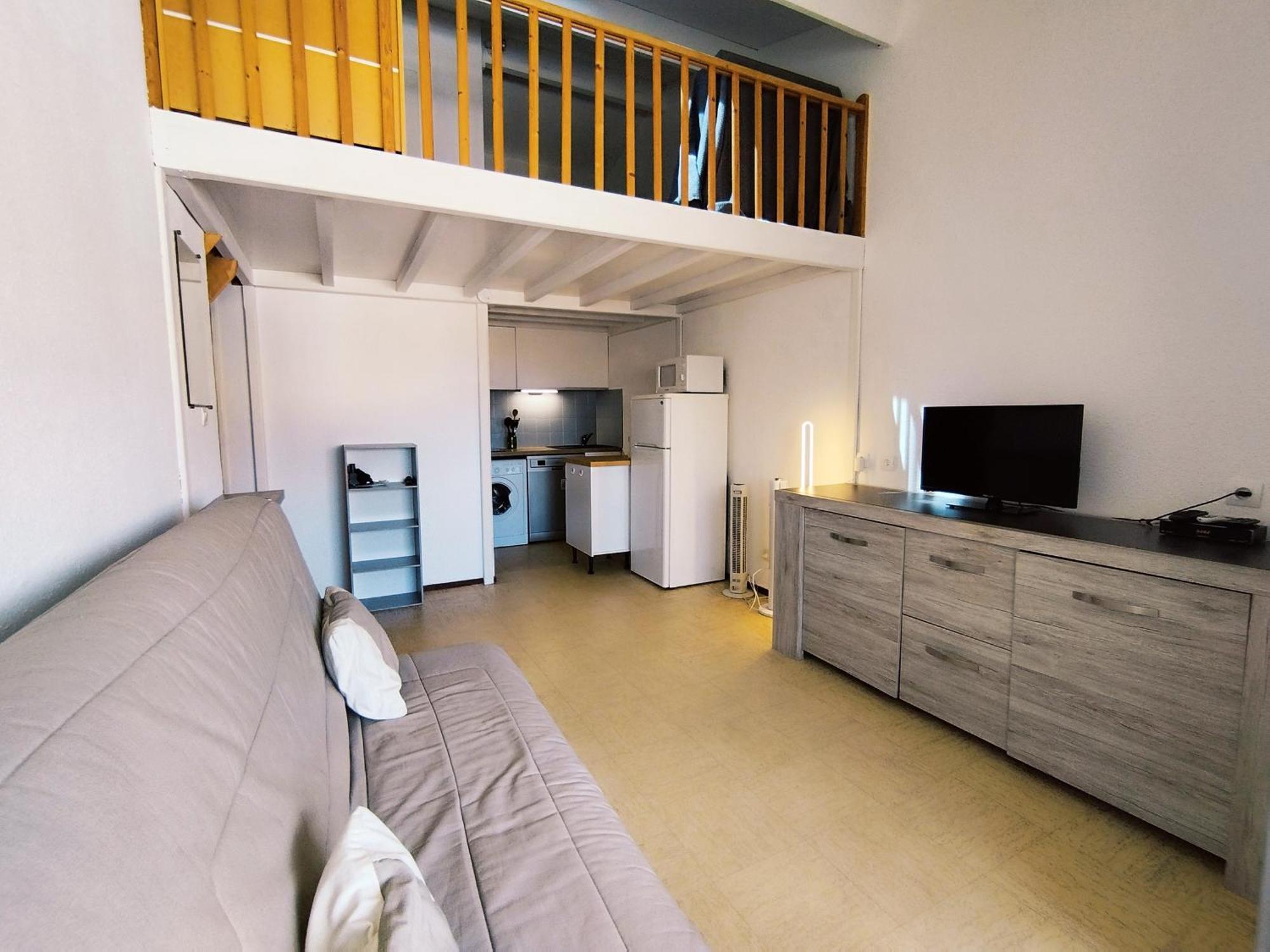 T2 Mezzanine A Narbonne-plage, 30m², 5 Pers, Proche Centre Et - Fr-1-795-25 Narbonne